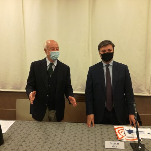 Economia, il baratro di giugno è alle spalle: &quot;Ma ci si rialza solo con gli altri Paesi. Si deve scongiurare un altro lockdown&quot;