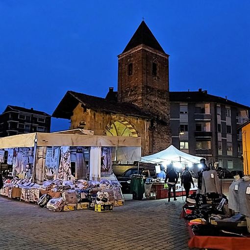 Gran mercatino di Natale ad Alpignano con la prima edizione del “Winter Street food”