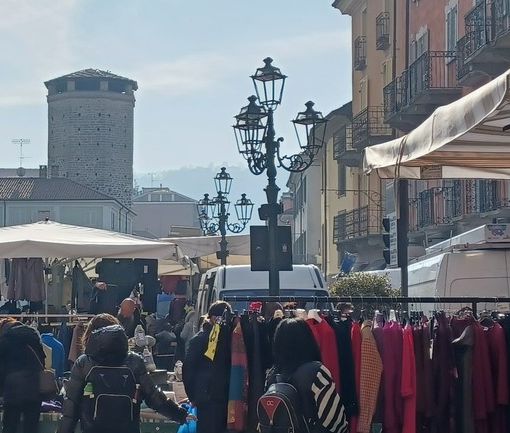 Chivasso, le domeniche di dicembre in programma i mercati pre-natalizi