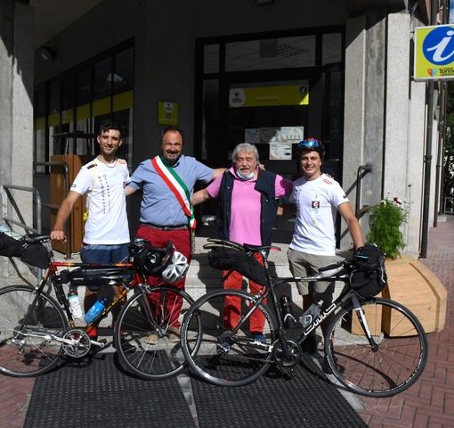 Bardonecchia, partita la cicloturistica benefica che arriva fino a Otranto