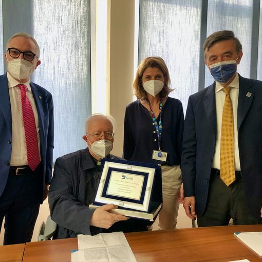 Monsignor Nosiglia in visita alla Faro: &quot;Verrò presto nel nuovo hospice di Carignano&quot;