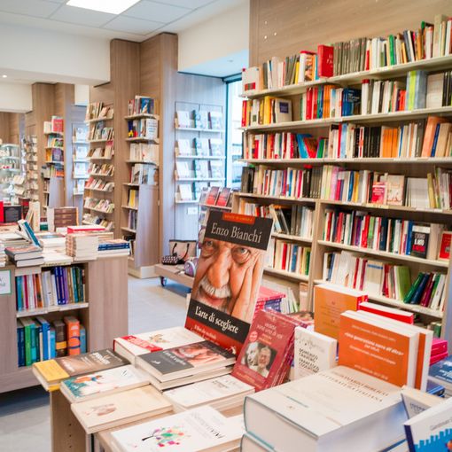 Martedì 22 gennaio l'Arcivescovo Nosiglia all'inaugurazione della nuova libreria San Paolo