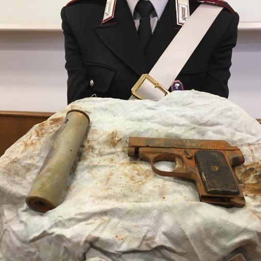 Omicidio Prinzi: ripescata in fondo al Po la pistola utilizzata dai killer