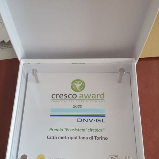 la targa del premio Cresco