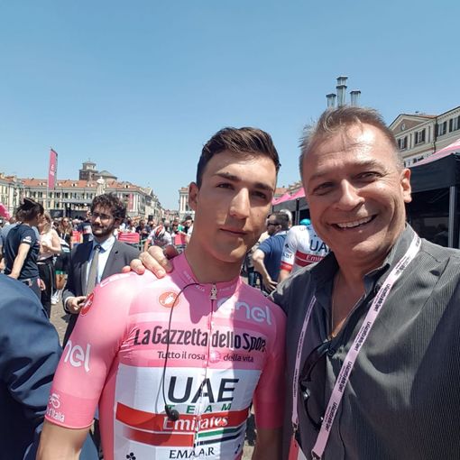 Paolo Bongioanni (FdI) con la maglia rosa a Torino