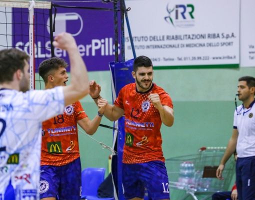 Volley Parella Maschile, vittoria e primo posto matematico