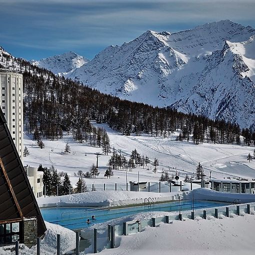La Piscina Comunale di Sestriere è aperta tutti i giorni