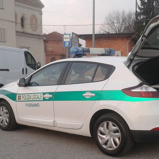 A Fossano un torinese fugge dopo essere stato coinvolto in incidente stradale