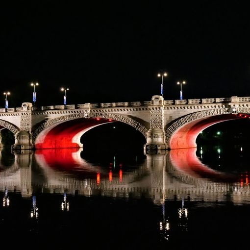 Anche i ponti di Torino illuminati con i colori di Eurovision