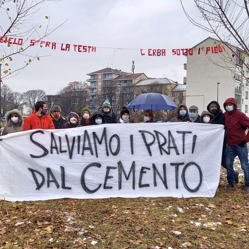 Persone che manifestano