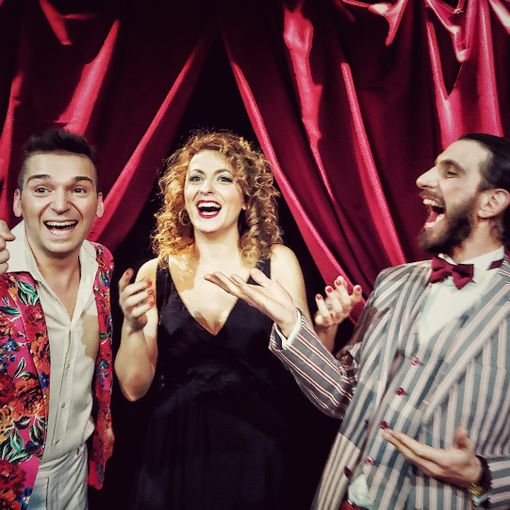 Casa Fools accoglie il pubblico tra concerti a lume di candela e giochi teatrali
