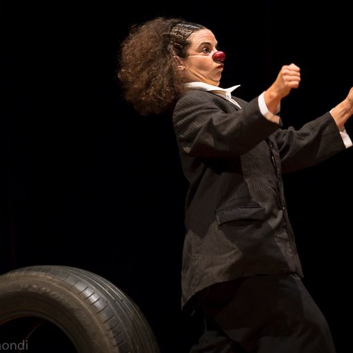 La clownerie al femminile di Teresa Bruno alla Casa del Teatro Ragazzi