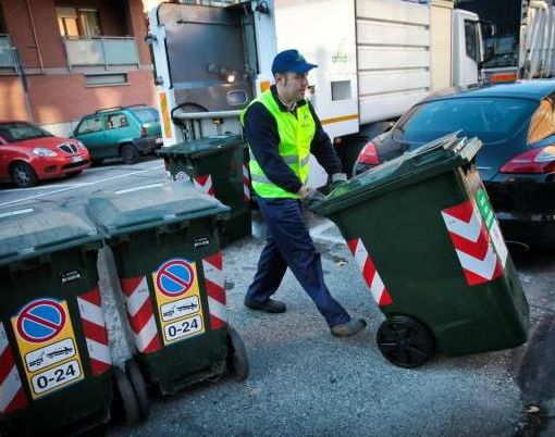 Ferragosto: sospesa la raccolta rifiuti porta a porta da Amiat