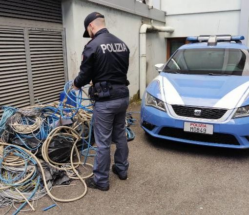 Furto di rame in caravan, oltre 300 chili sequestrati dalla Polizia