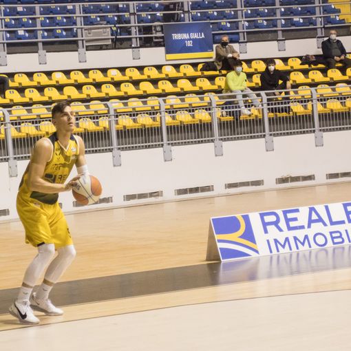 La Reale Mutua Basket Torino fa cento: abbattuta Trapani