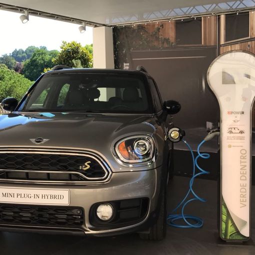 Torino, al Salone dell’Auto si rinnova la collaborazione tra Repower e MINI