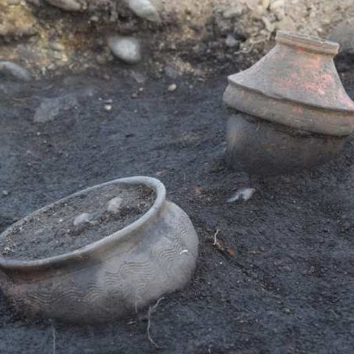 Tra passato e futuro, nella centrale fotovoltaica di Volpiano &quot;sbuca&quot; una necropoli romana