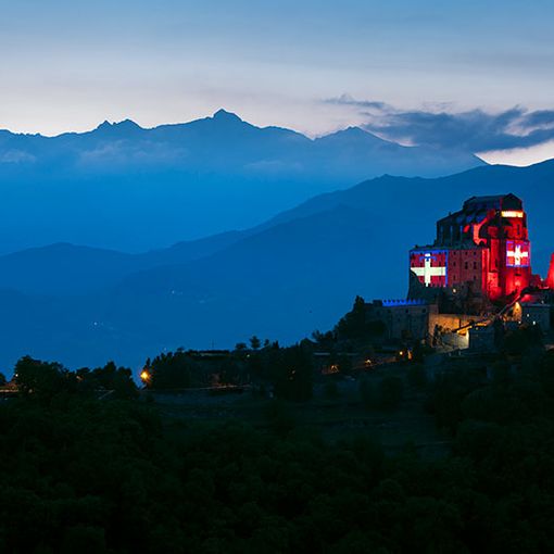 Incendio alla Sacra di San Michele, il perito: &quot;Colpa del cantiere&quot;