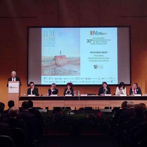 &quot;Sono i lettori che fanno il Salone del Libro inimitabile&quot;
