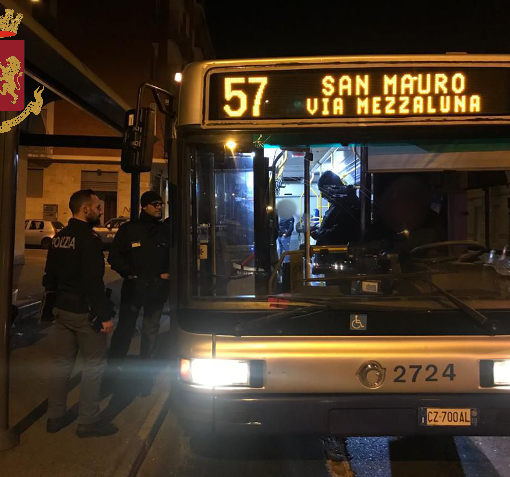 Controlli sui mezzi Gtt in corso Giulio Cesare: due arresti e 60 persone sanzionate