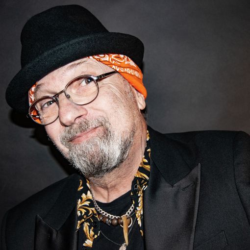 Inaugura, domani sera, la XXI stagione del FolkClub con il Sergio Caputo Trio