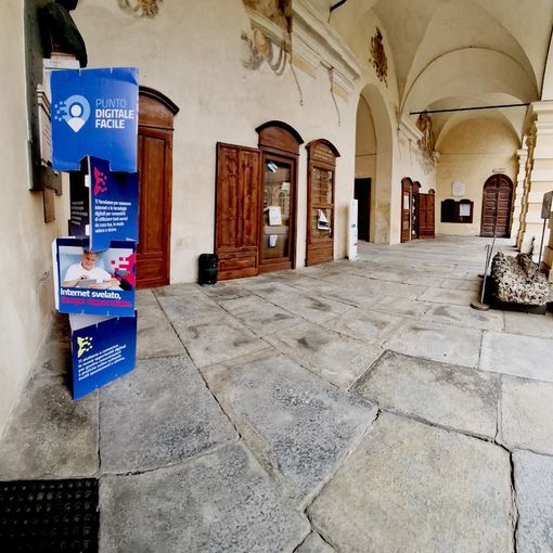 A Chieri 300 cittadini assistiti dallo sportello di falicitazione digitale