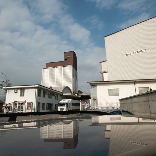 Nel cuneese la logistica è farina del sacco di Molino Chiavazza