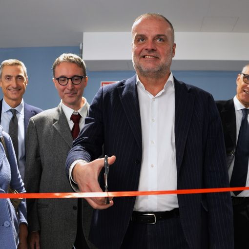 taglio del nastro