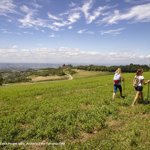 L’app che apre le chiese diventa punto d'incontro tra itinerari outdoor e spirituali