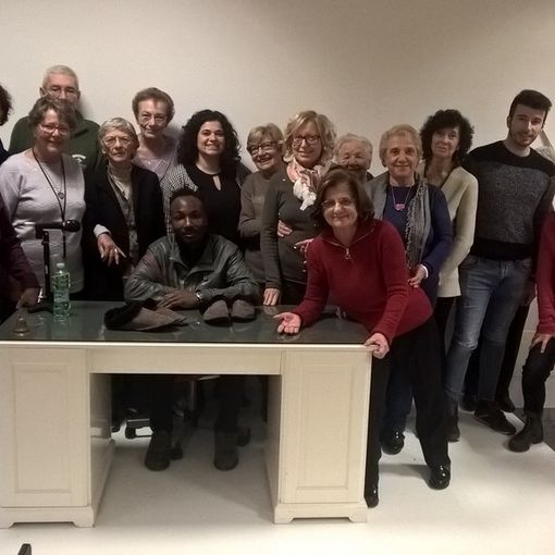 La storia di Moussa, a Grugliasco per cucire i pezzi di una nuova vita (FOTO)