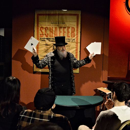 spettacolo di magia