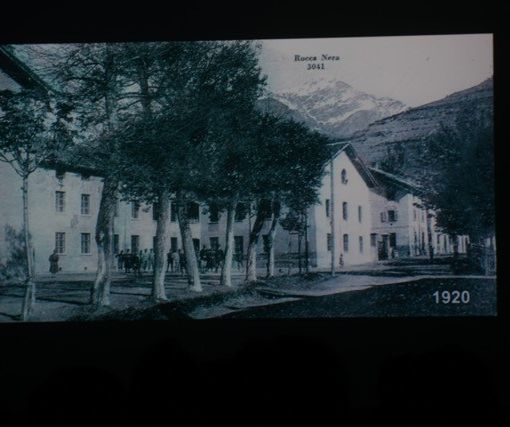 L'architetto Valerio Tonini incanta illustrando la storia moderna di Bardonecchia