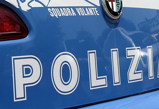 Controlli in un locale di via Pianezza