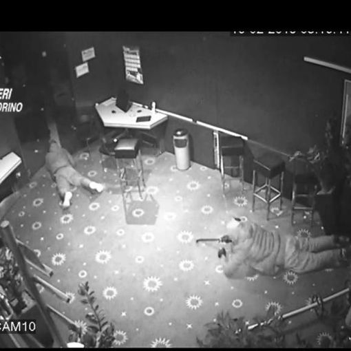 La “banda del buco” svaligiava sale slot con attrezzatura da speleologo: arrestati [FOTO E VIDEO]