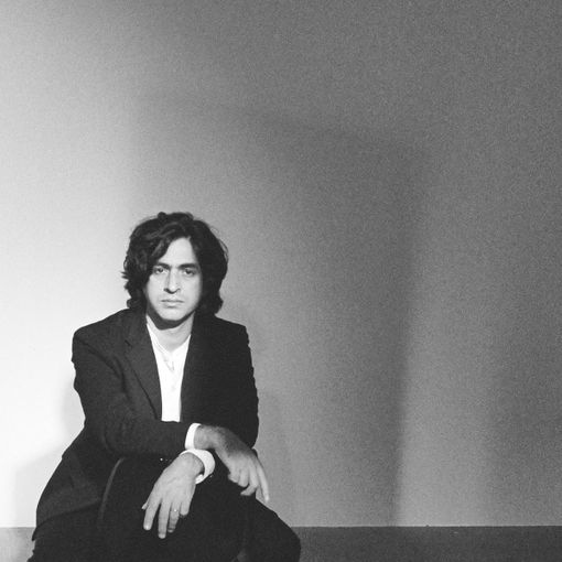La voce dei rifugiati come un fiume sonoro: a Torino la nuova performance di Yuval Avital