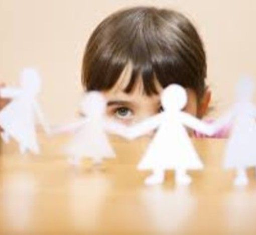 Lo spettro di Bibbiano agita il mondo degli affidi a Torino: il sistema è in crisi