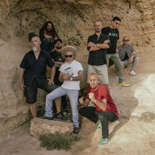 Moncalieri, alla Fonderie Limone stasera e domani il nuovo concerto-spettacolo degli Africa Unite