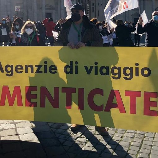 La protesta delle agenzie viaggio piemontesi a Roma