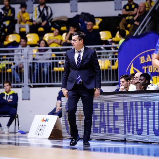 aiuto allenatore basket