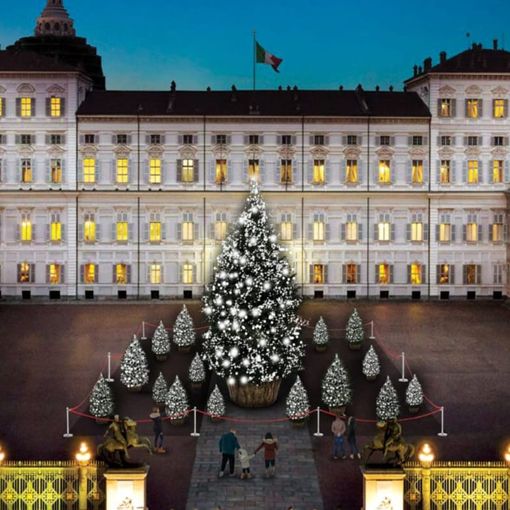 Natale 2023 a Torino. Pista di pattinaggio, casette, vin brulè e concerto di Capodanno: il programma