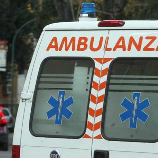 Cade mentre lavora su un tetto a Sansicario: muore operaio di 62 anni