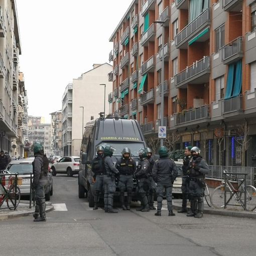 Sgombero asilo via Alessandria, i &quot;dissidenti&quot; del M5S attaccano Appendino: &quot;La politica entusiasta per i manganelli non ci appartiene&quot;