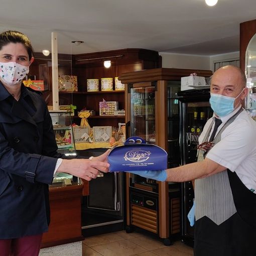 Dipendente della pasticceria Lupo muore per Covid, titolare e colleghi fanno colletta per famiglia. Appendino:&quot;La Fase 2 è dura&quot;