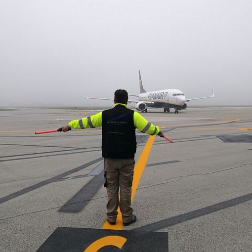 Arrestato mentre cercava di imbarcarsi a Caselle con un passaporto falso