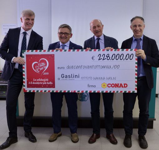 Conad “Con tutto il cuore” dona 228 mila euro all’Istituto Gaslini di Genova per l’acquisto di apparecchi medicali