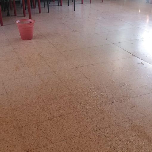 Collegno, chiusa per due giorni dopo gli atti vandalici la succursale del Curie-Levi