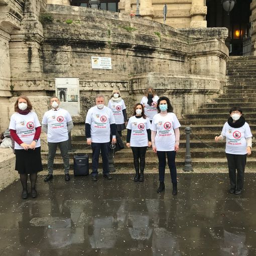 attivisti Movimento “Ora Rispetto per tutti gli Animali”