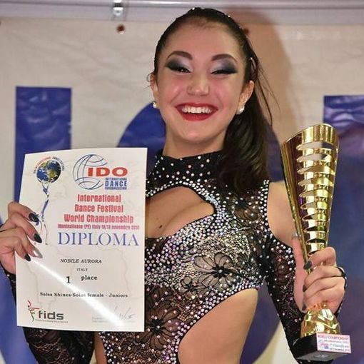 Aurora Nobile, la ballerina di Nichelino che vola a &quot;Ballando con le Stelle&quot; (VIDEO)