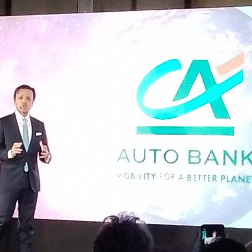Fca bank ai saluti, passa nelle mani dei francesi: ecco Credit Agricole auto bank, per vendere le auto sostenibili