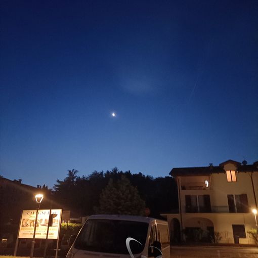 luce nel cielo